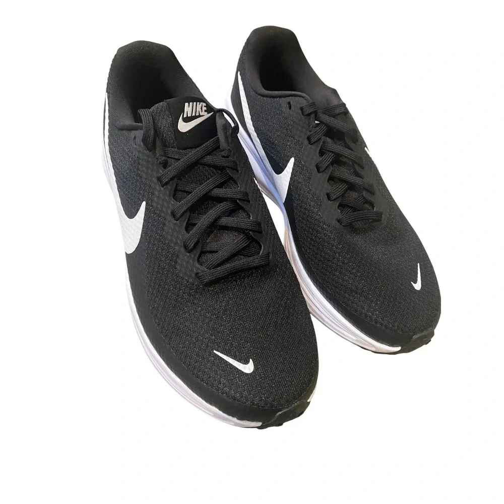 Nike Revolution‎ Black White Running Shoes HQ1995-002 Womens 8.5 Mens 7 WIDE
